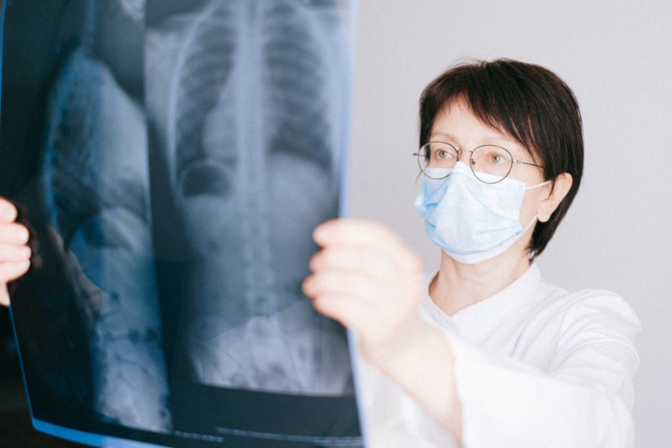 Experienced radiologist providing second opinion via telemedicine