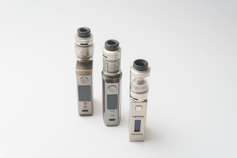Electronic cigarettes and vape pens