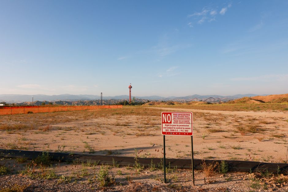 Open land suitable for consulting and brokerage services