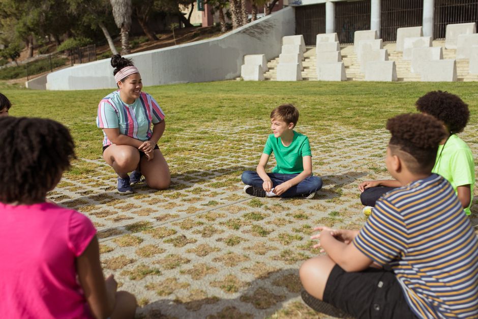 Mentorship session for children from farmworker families