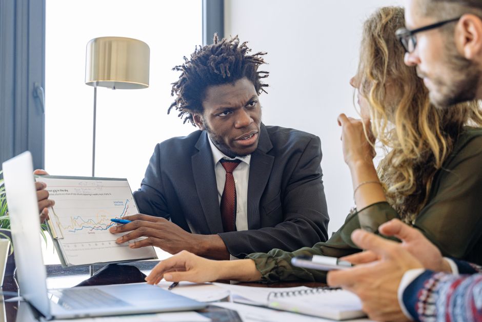 Advisor working with a family business on financial matters