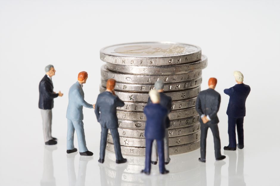 Managing financial flows and capital for startups