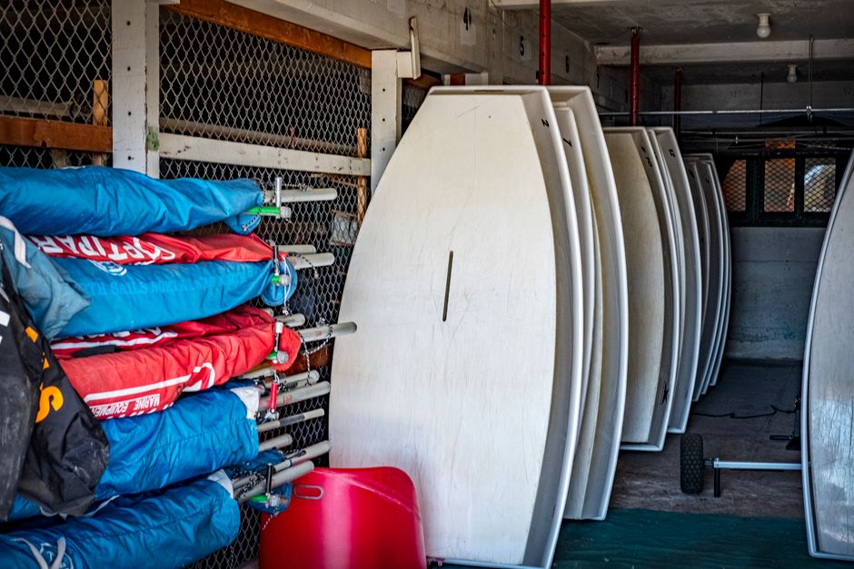 Organized sporting goods inventory in a warehouse environment