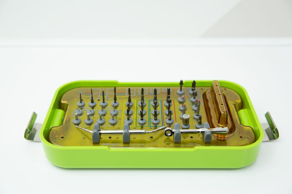 Universal surgical dental guide kit in modern dental clinic