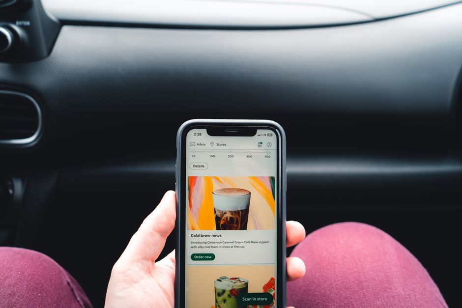 Demonstration of a mobile app automatically blocking phone use while driving